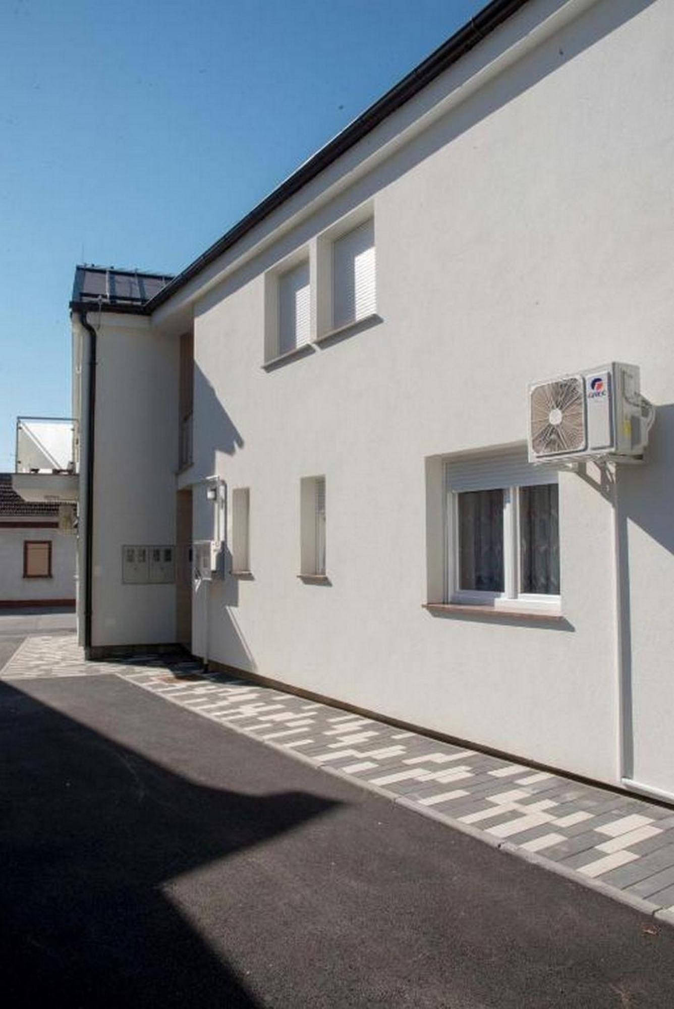 Apartmani Oaza Daruvar Bilik gambar